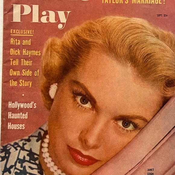 Go back to old Hollywood with these classic vintage magazines from 1940s-1950s. - Picture 9 of 14